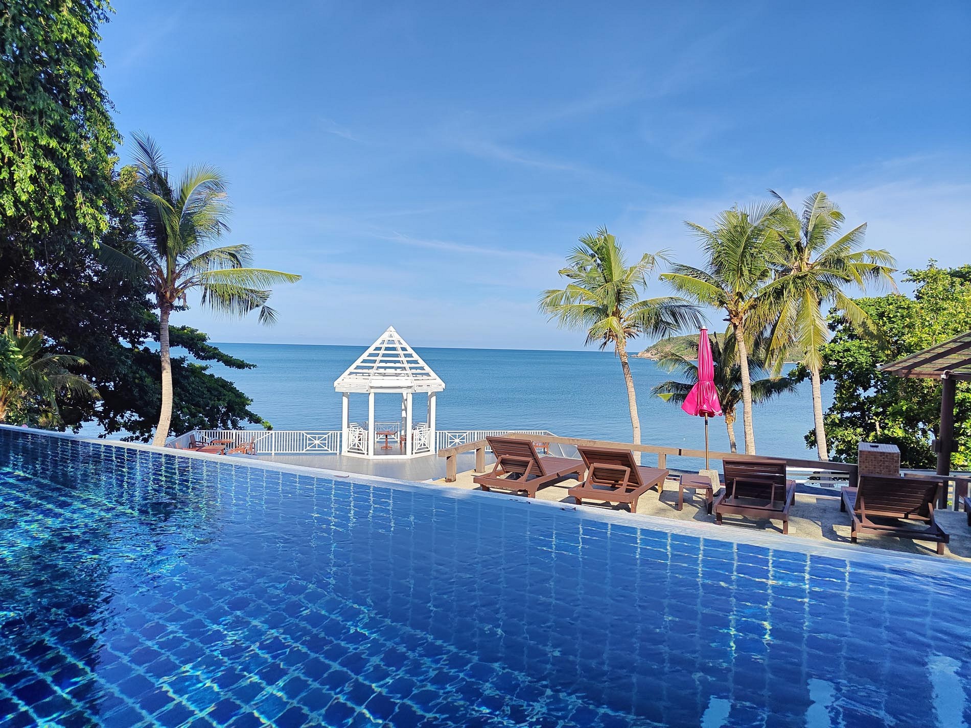 Adult & Kid Swimming Pools