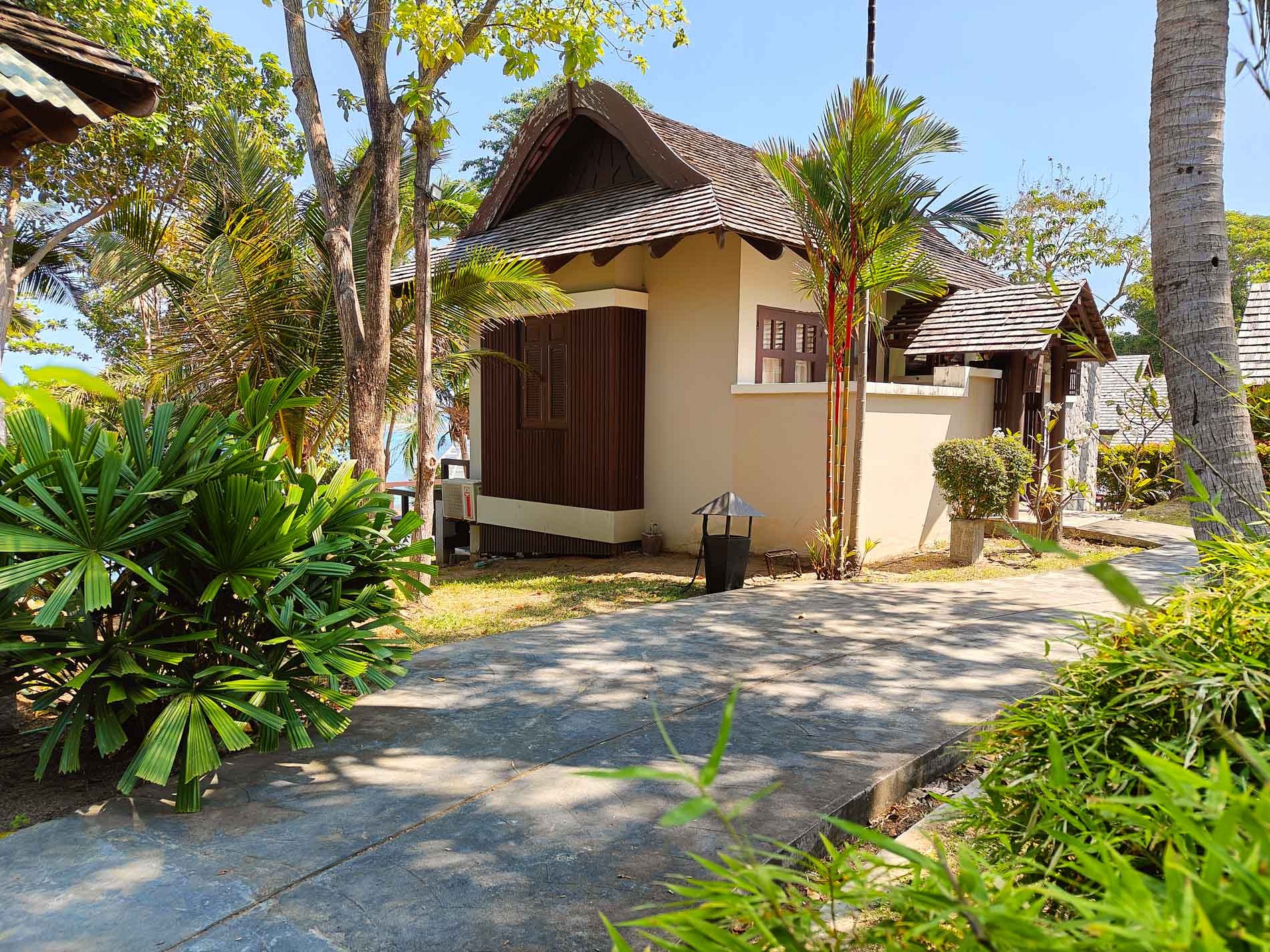 Deluxe Pool Villa