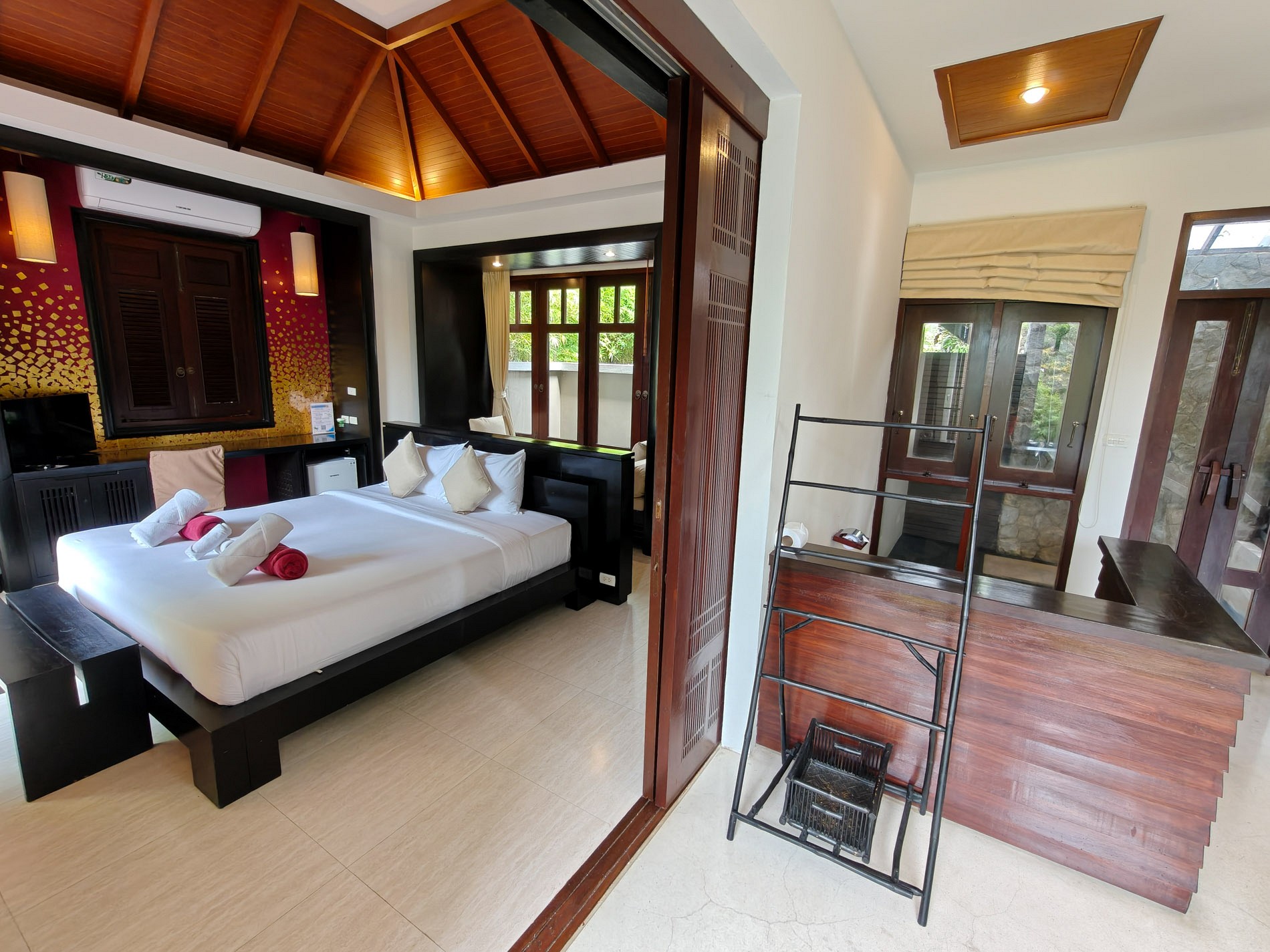 Deluxe Pool Villa Ocean View