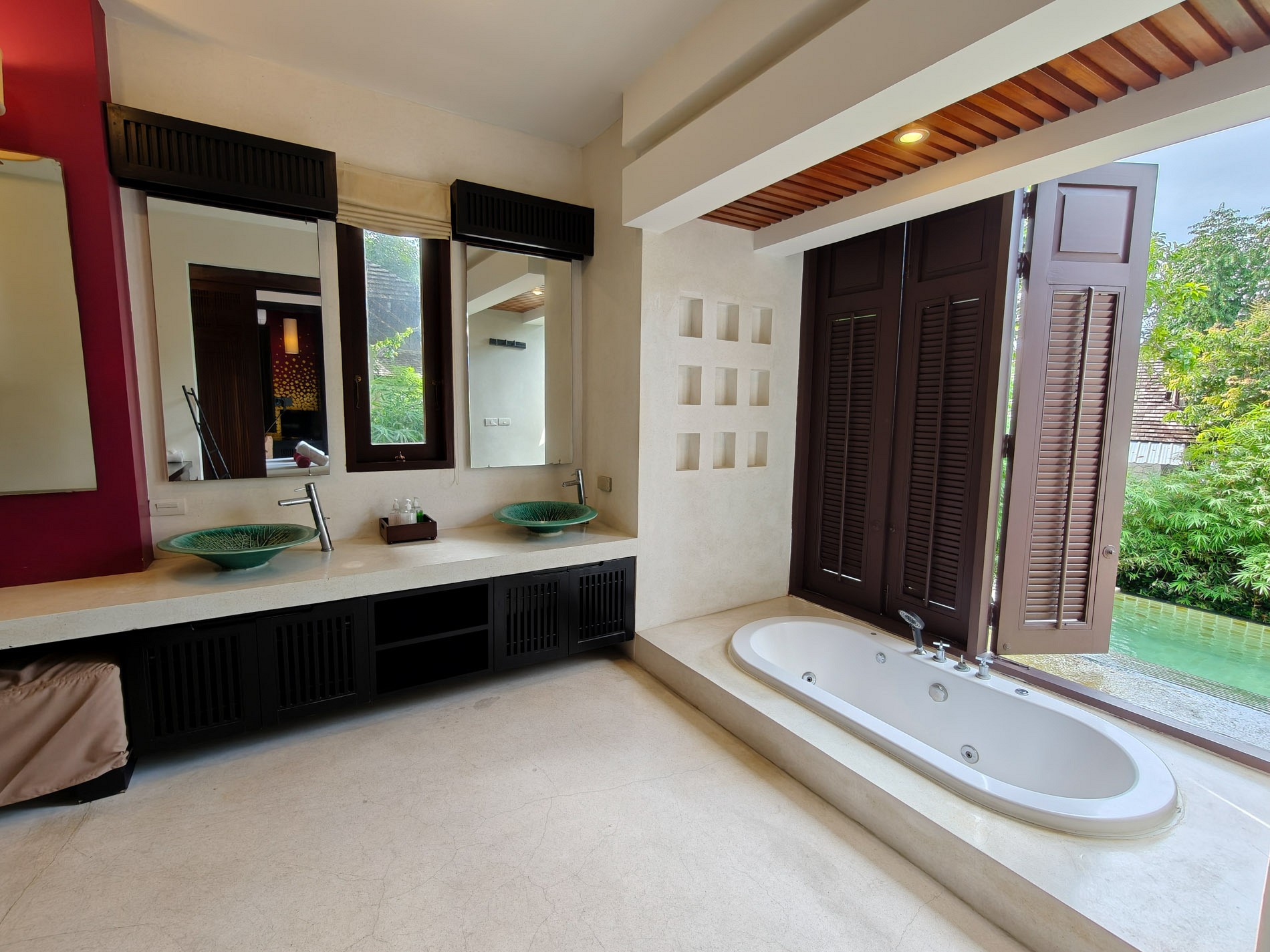 Deluxe Pool Villa Ocean View